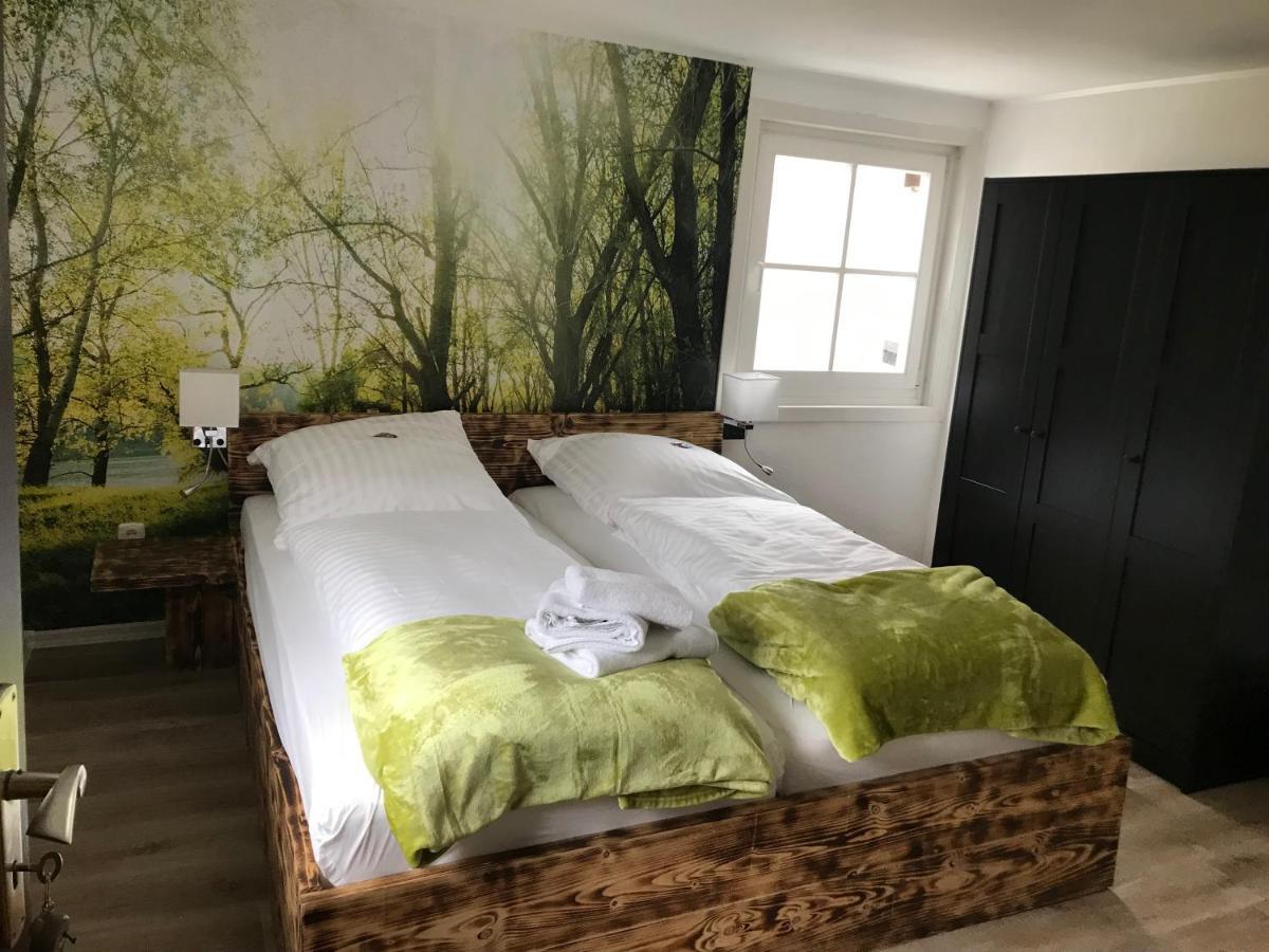 Landgasthof Zum Dorfkrug Schoneberg  Esterno foto